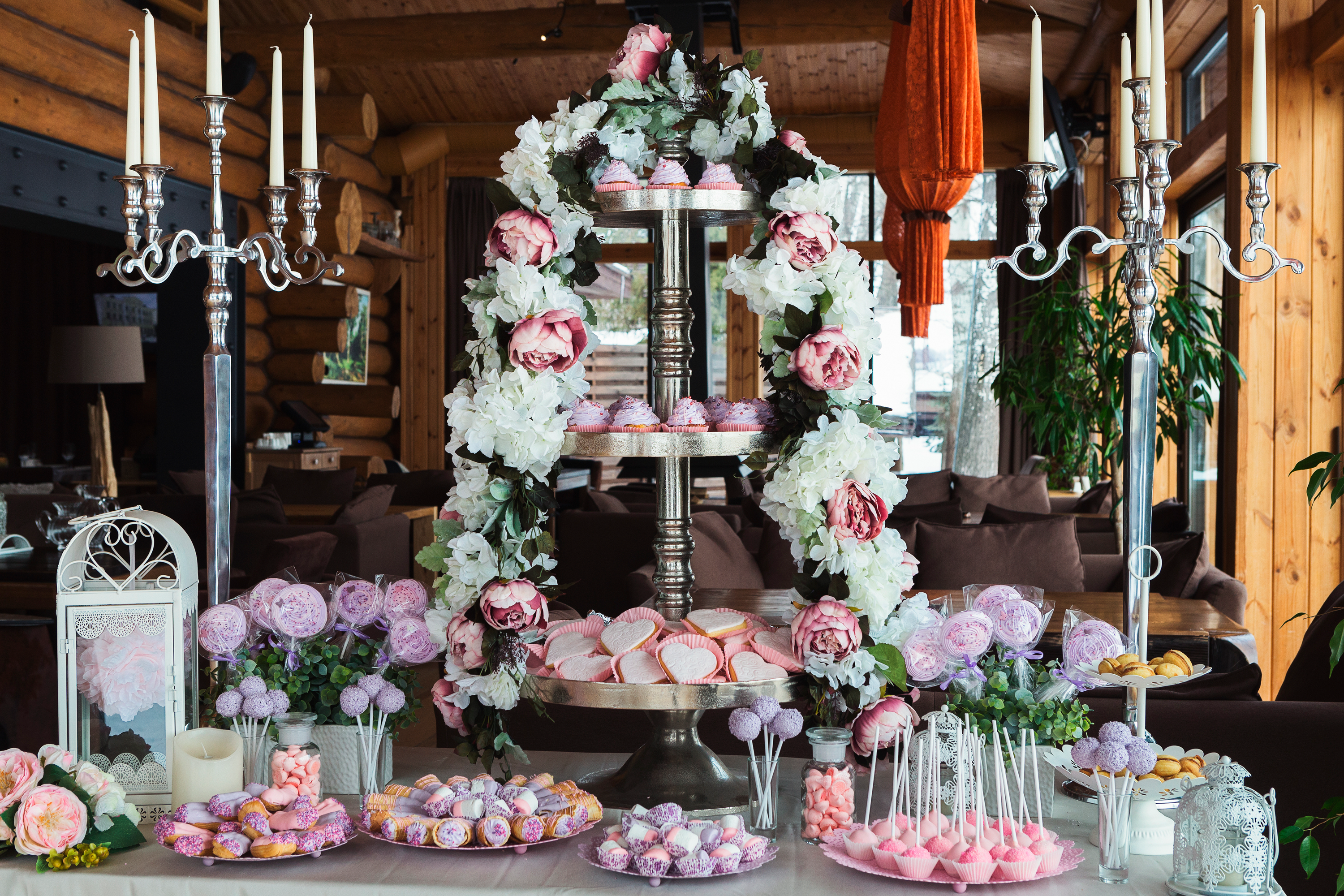 Candy Bouquets & Other Candy Wedding Ideas