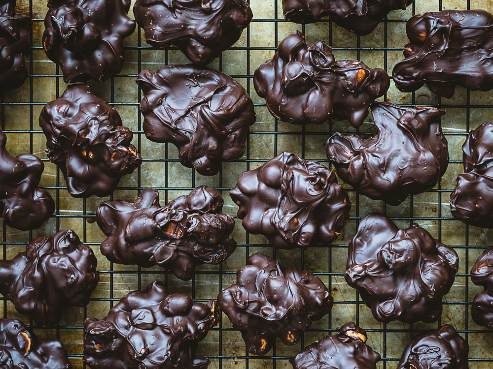 Candy recipes - chocolate almond clusters
