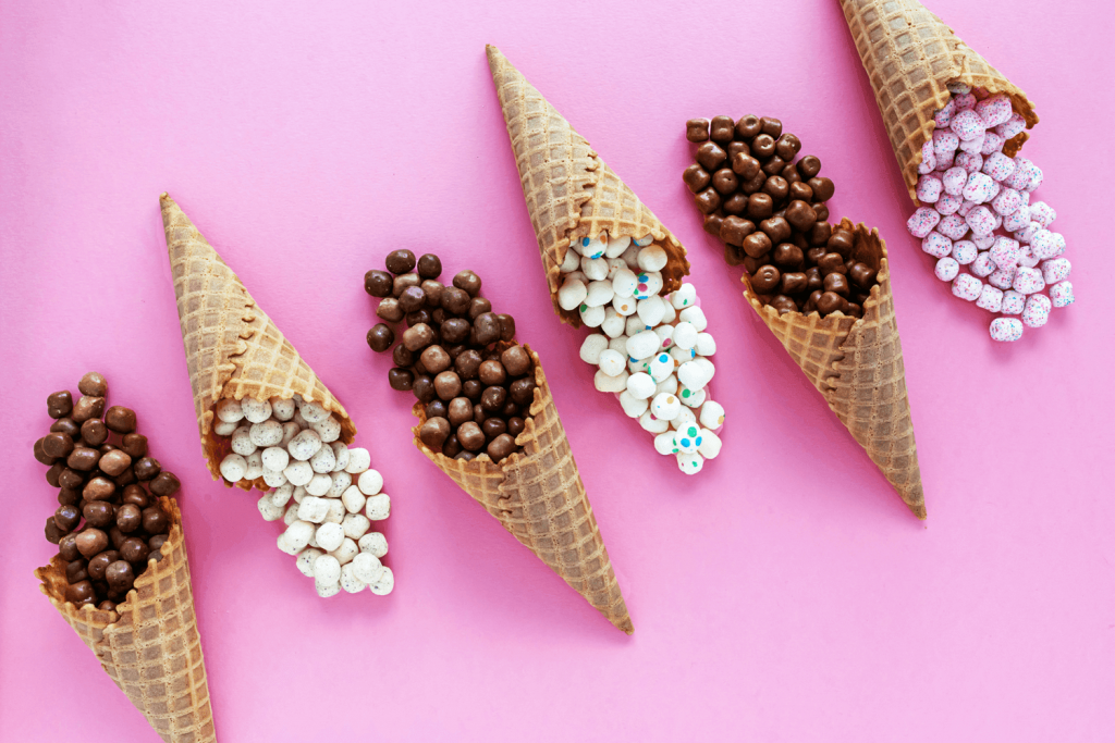 https://www.candyclub.com/blog/wp-content/uploads/2022/06/Daily-Delights_Six-Ice-Cream-Cones_Lifestyle-1024x683.png